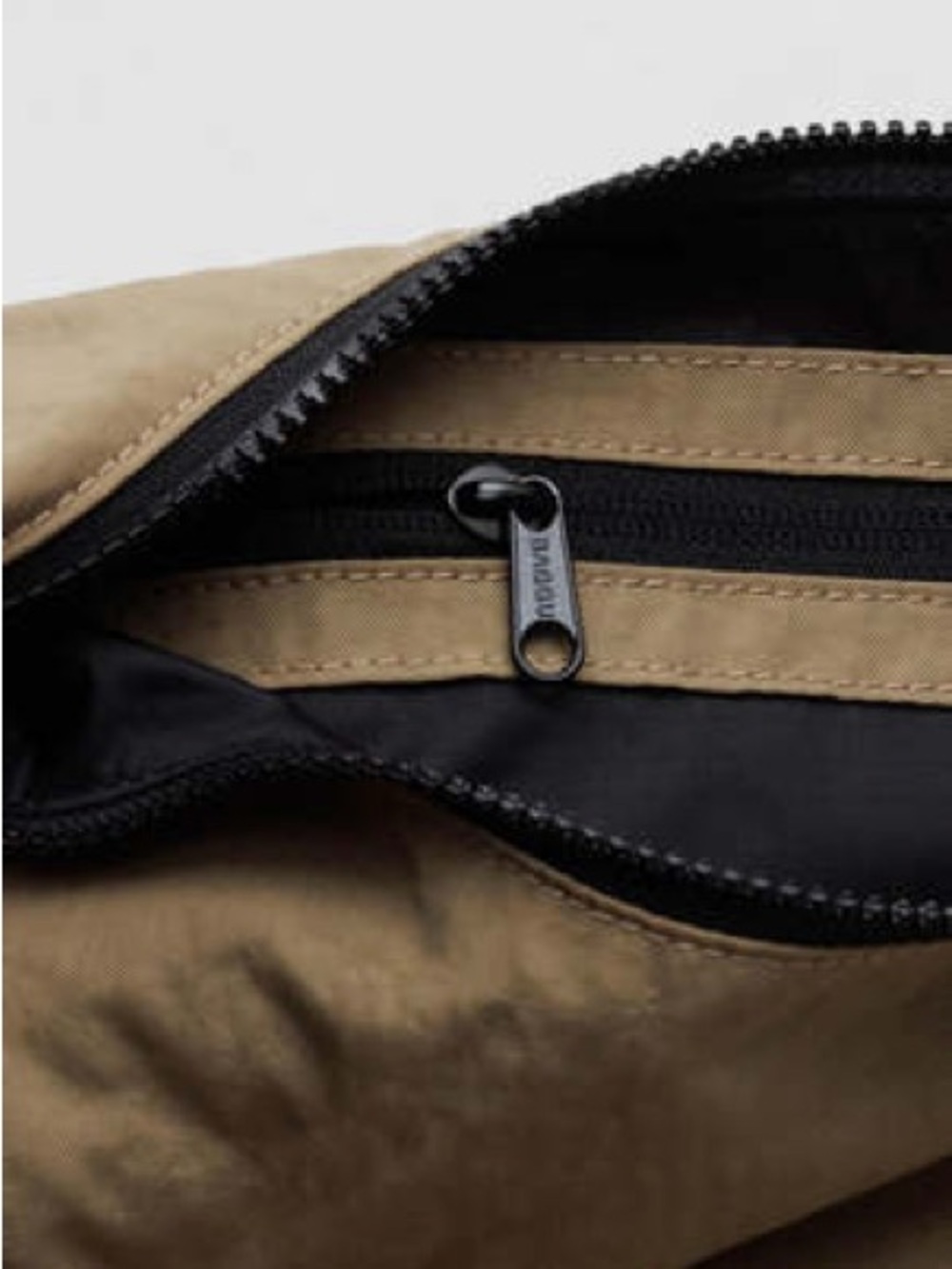 Baggu Medium Crescent Bag - Picture 3 of 7